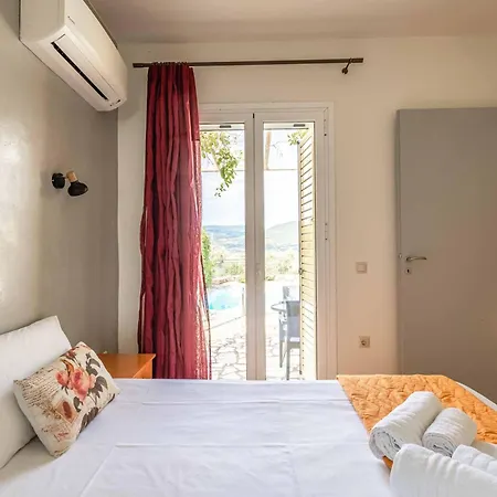 Palataki Iii קרדמילי